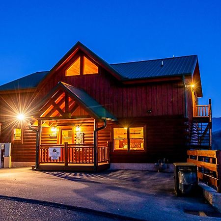 Highland Plunge Villa Pigeon Forge Luaran gambar
